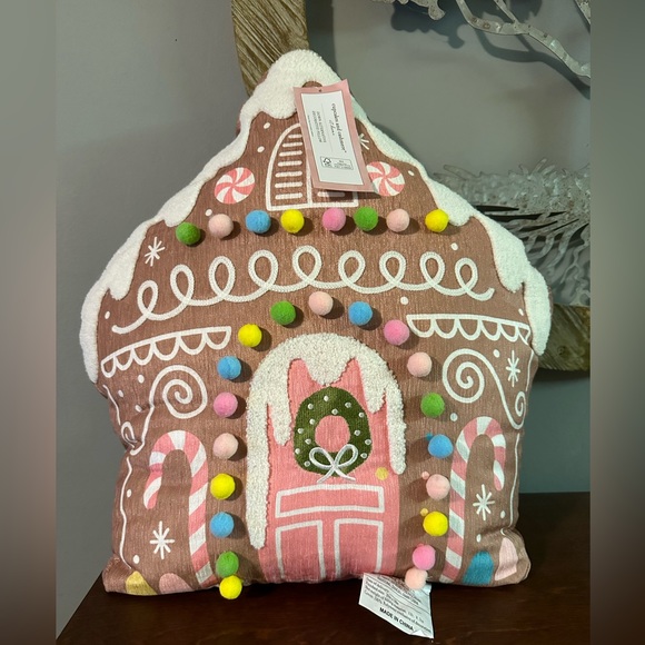 cupcakes & cashmere Other - NWT cupcakes and cashmere Pastel GINGERBREAD HOUSE DECORATIVE THROW PILLOW